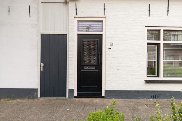 Foto - Verkocht onder voorbehoud: Karakteristiek pand nabij het historische centrum van Klundert